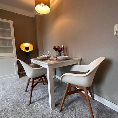 Moderner Altbaucharme In Zentraler Lage Apartamento Kiel Exterior foto